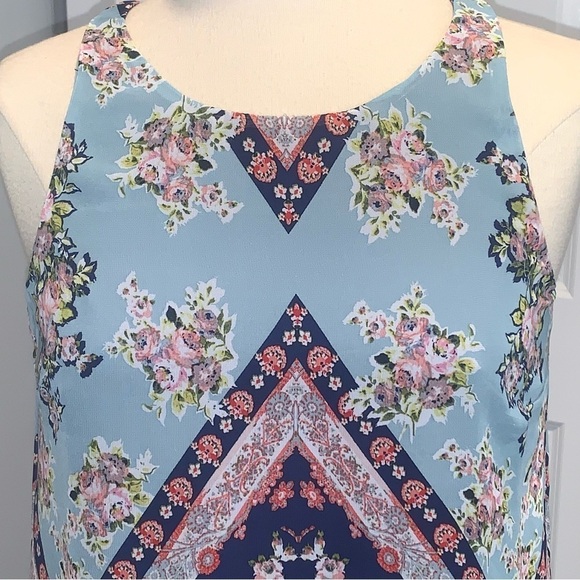 iZ Byer  Floral Boho Dress size M - Picture 3 of 9
